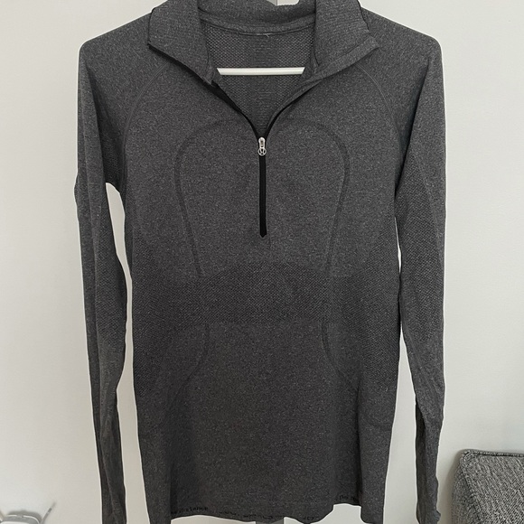 lululemon athletica Tops - LULULEMON Swiftly Long Sleeve with Collar